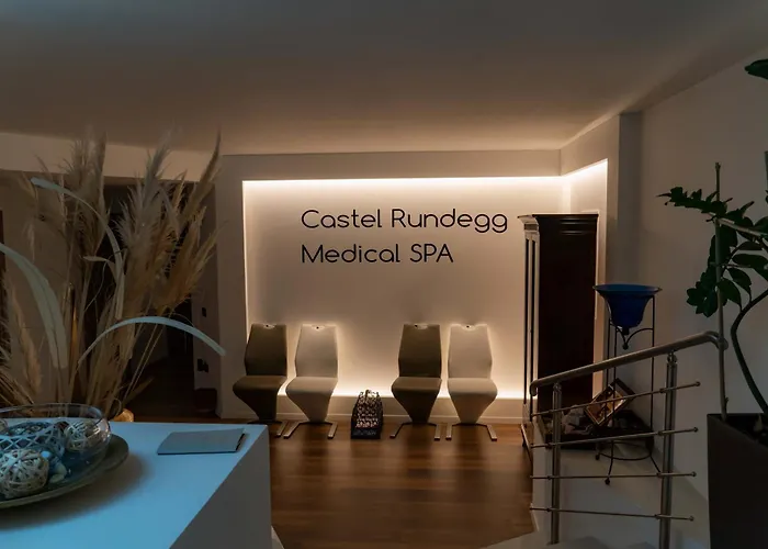 Castel RundeggAlbergo